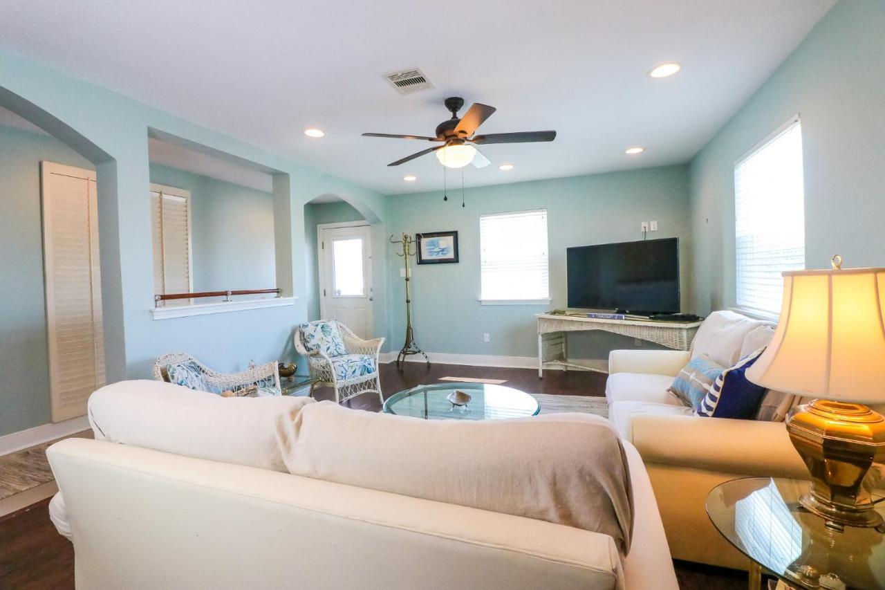 Perfect Location Spacious Yard Coffee Bar At This Lovely Beach Home Galveston Kültér fotó