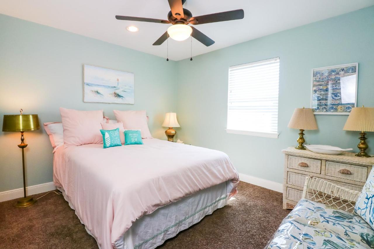 Perfect Location Spacious Yard Coffee Bar At This Lovely Beach Home Galveston Kültér fotó